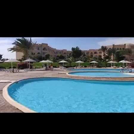 ثري كورنر اكينوكس