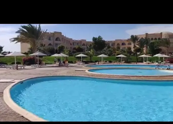酒店 ثري كورنر اكينوكس 4*